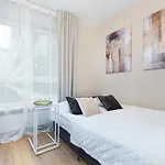 Mokotow Business Center By Renters * Warszawa