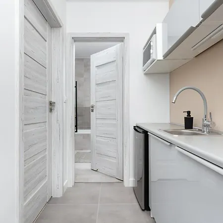 Mokotow Business Center By Renters *
