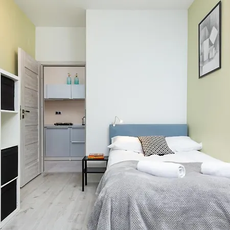 Mokotow Business Center By Renters Apartment *