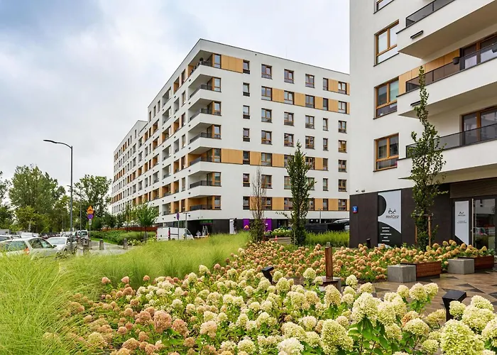 Mokotow Business Center By Renters *